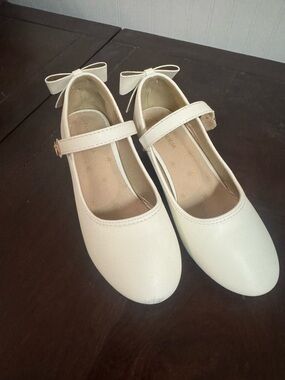First Communion Girls Cream Mary Jane Ballet Small Heel with Bow